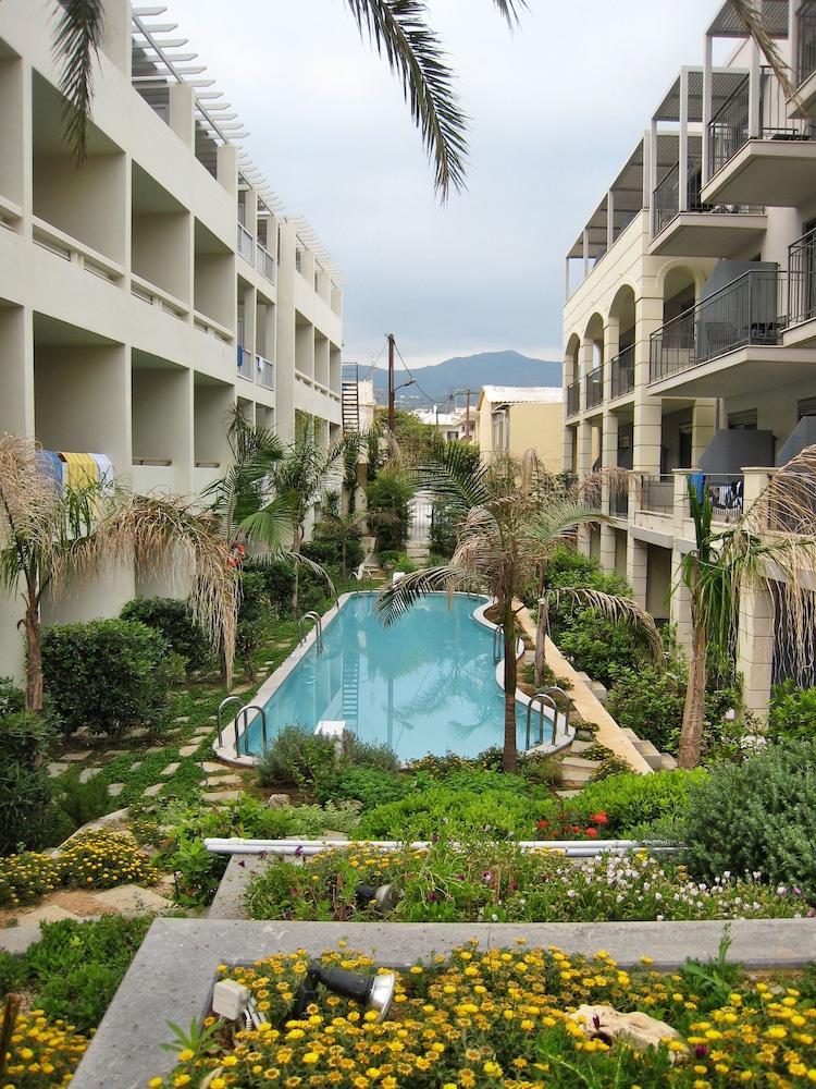 Pearl Beach Rethymno  Exterior photo
