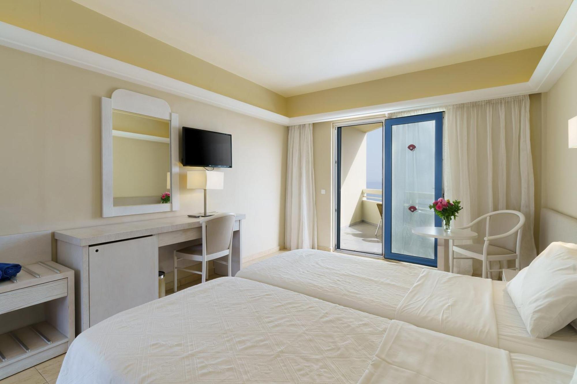 Pearl Beach Rethymno  Room photo