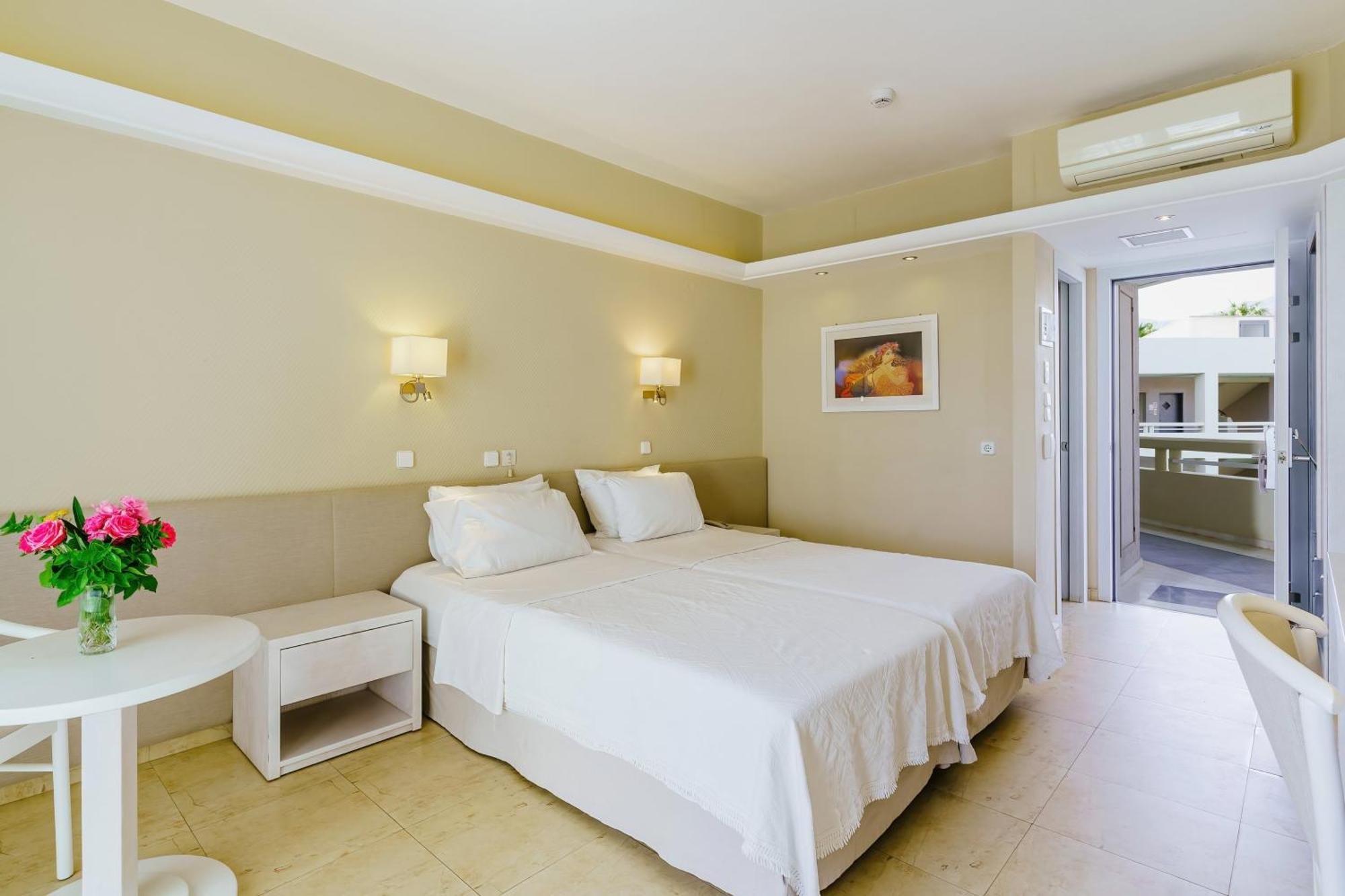 Pearl Beach Rethymno  Exterior photo