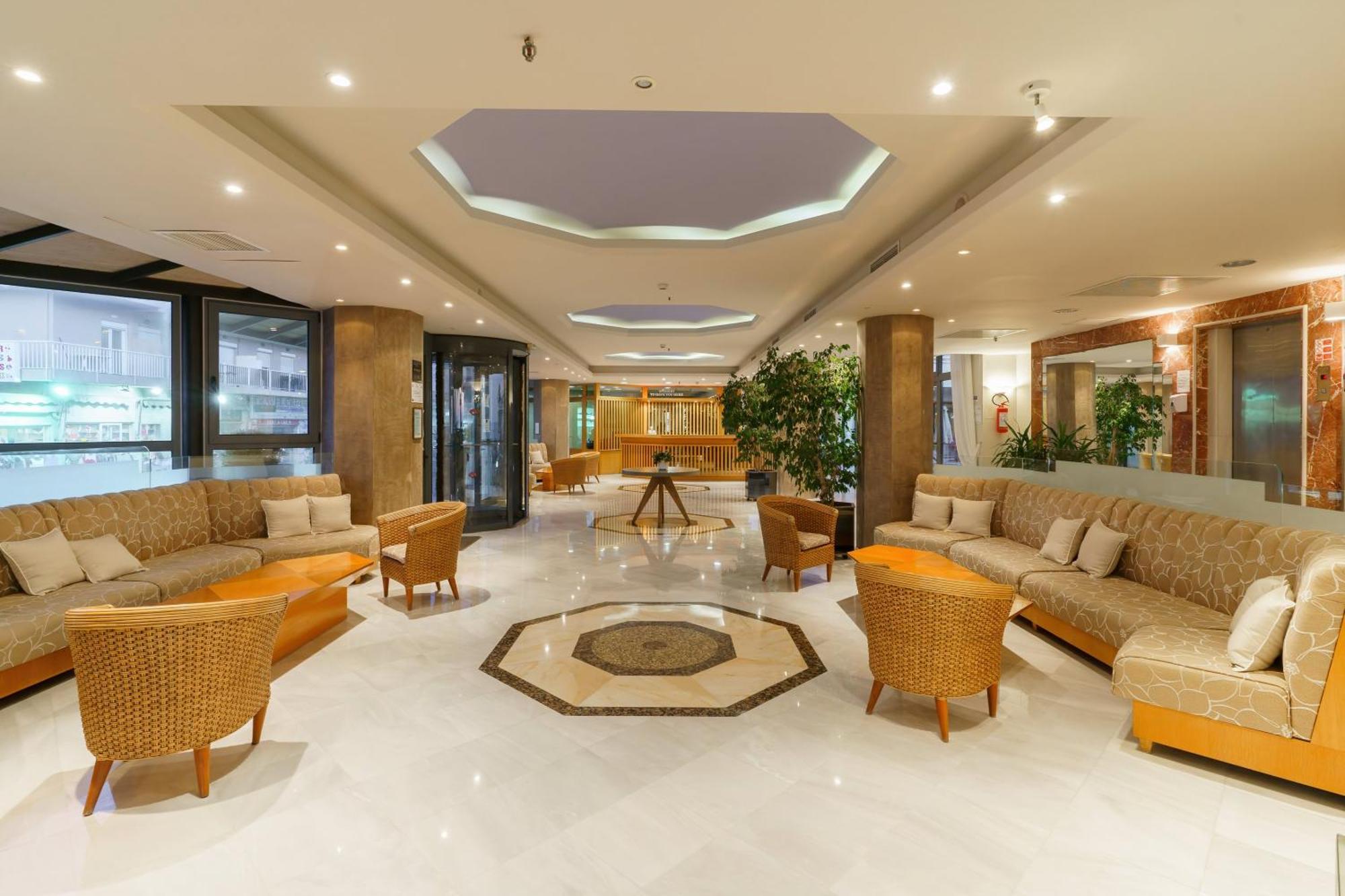 Pearl Beach Rethymno  Exterior photo